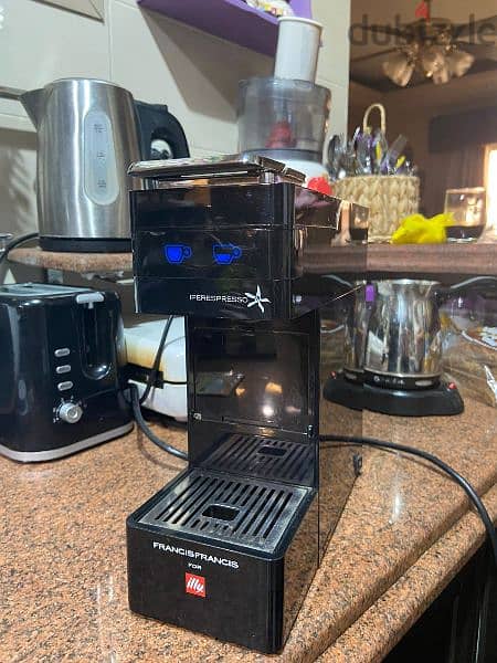 illy Y3.2 iperEspresso espresso and coffee machine 3