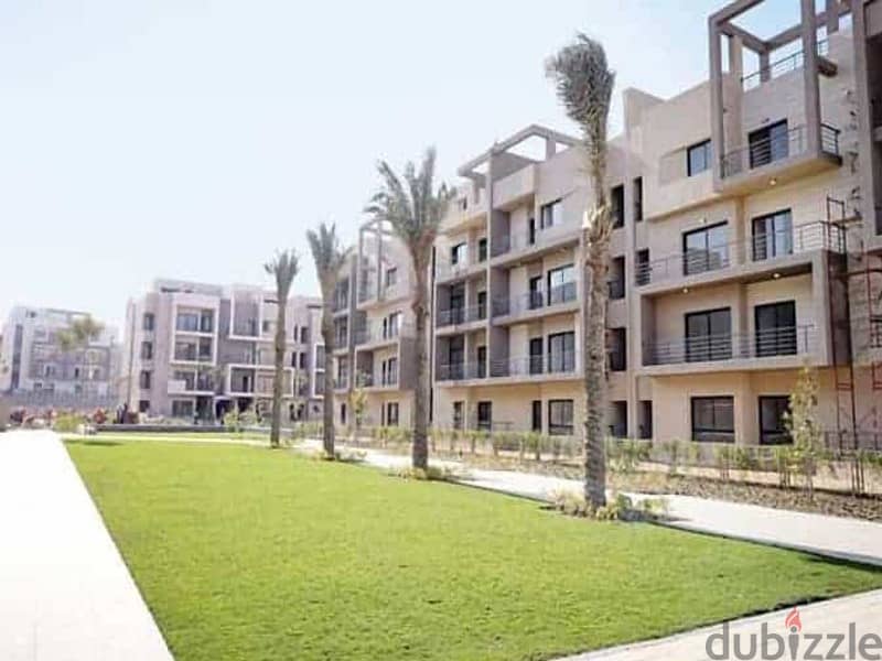 Apartment 205m with private garden for sale in Fifth square  El Marasem 3