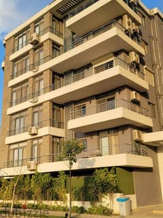 3-room apartment for sale in a full-service compound in New Cairo 0