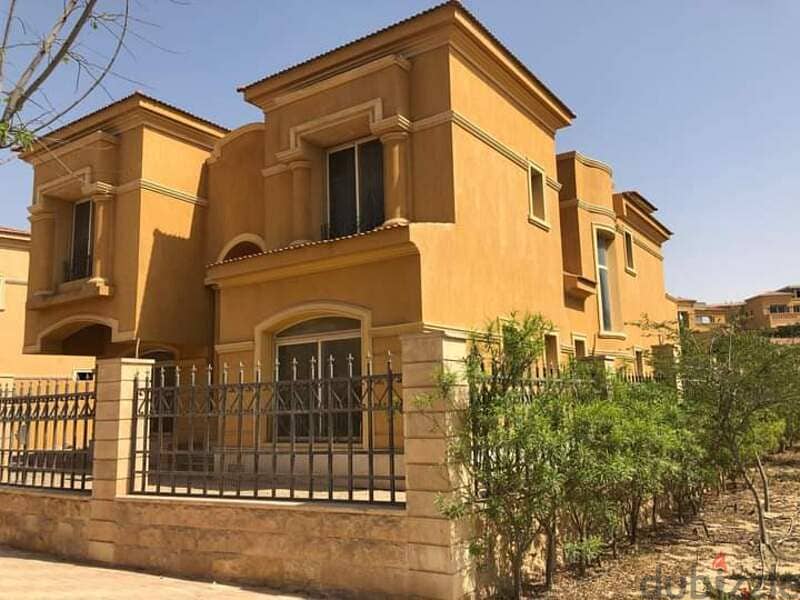 Villa for sale prime location with landscape view in Royal Meadows,Land area: 830 meters 6