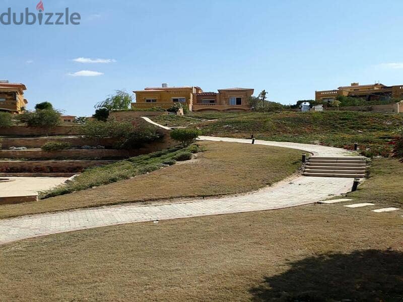 Villa for sale prime location with landscape view in Royal Meadows,Land area: 830 meters 7