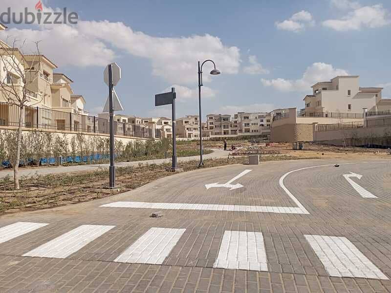 Town House Middle Fully Finished with Kitchen and Ac's For Sale at Uptown Cairo - Emaar 8