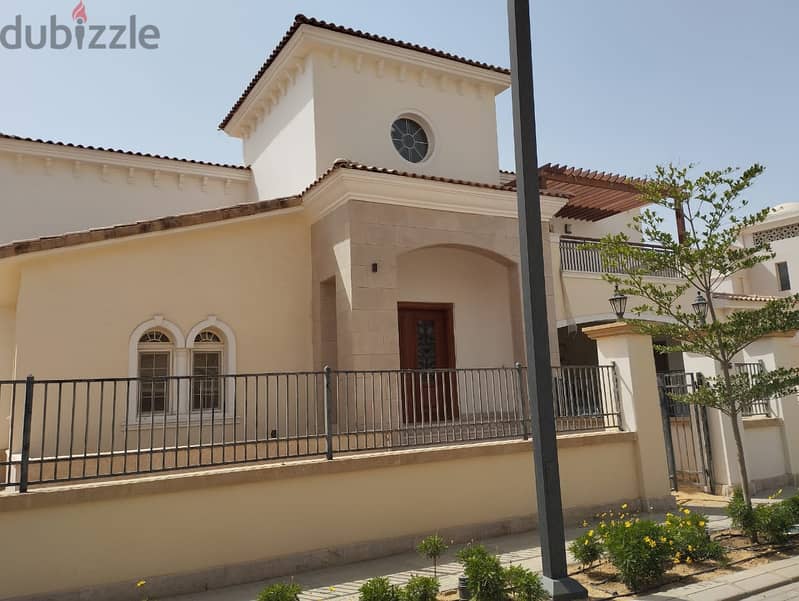 Town House Middle Fully Finished with Kitchen and Ac's For Sale at Uptown Cairo - Emaar 13