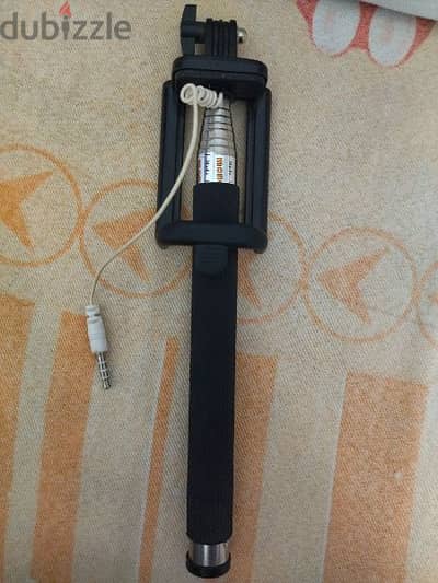 Selfie stick ( عصا تصوير )