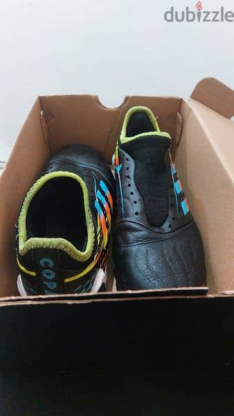 Original Adidas Football Boots جزمة كورة ⅓ 41