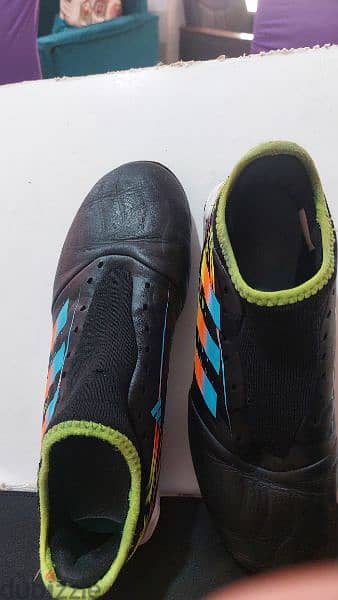 Original Adidas Football Boots جزمة كورة ⅓ 41 3