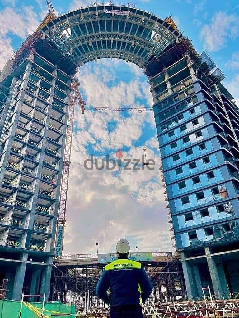 apartment for sale in Sheikh Zayed, Zed West Compound, 195 meters, hotel finishing, with air conditioners and kitchen, with hotel service from ora 4
