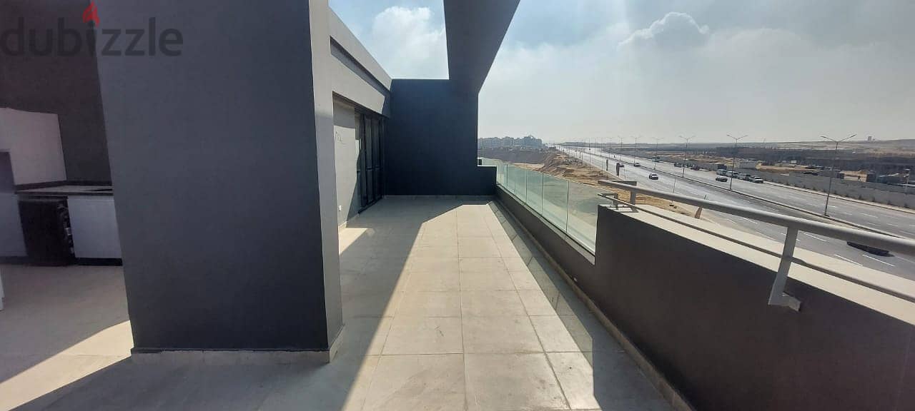 penthouse 190m roof 120m for rent in el patio 7 9