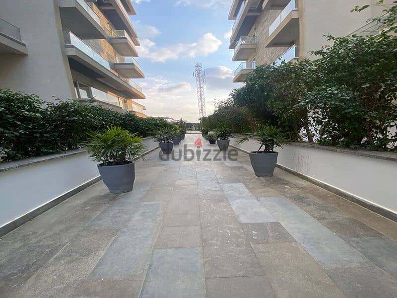 Apartment with private garden for sale facing north in Mountain View ICity 6
