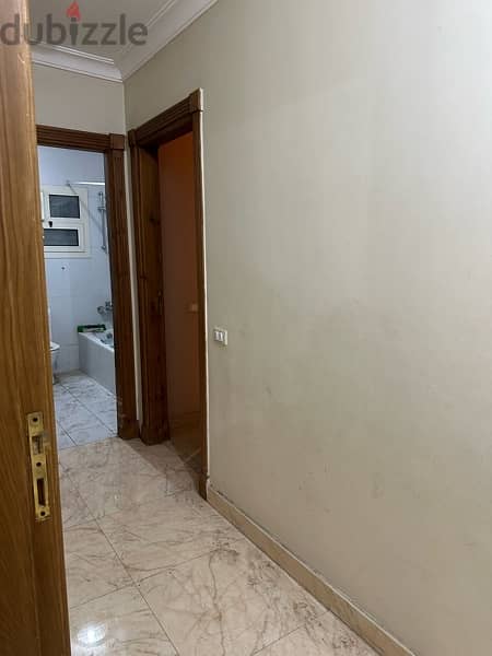 شقة ١٥٥ متر ثلاث غرف تشطيب سوبر لوكس شارع احمد كامل الهرم 5