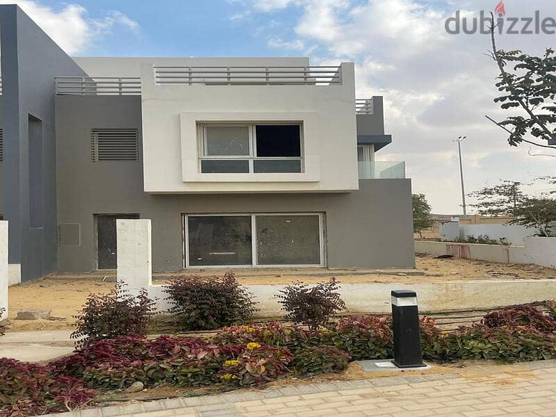 Twin house for sale in Hyde park New Cairo |Delivery now | 3