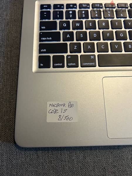 MacBook Pro 13 inch 1