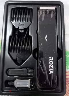 ماكينة حلاقة شعر وذقن جديدة صناعة تايوان شحن كهرباء بالعلبة بتاعتها
