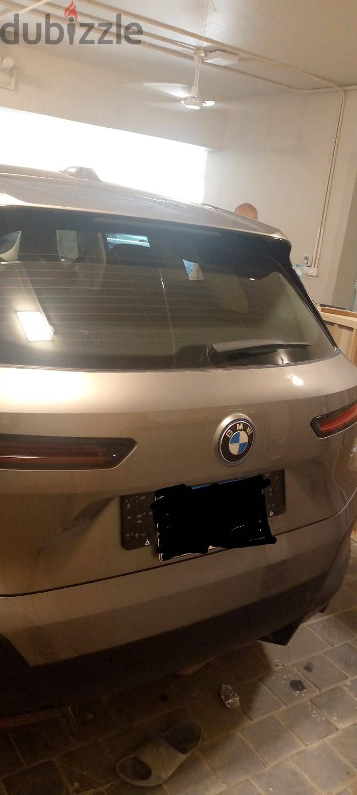 BMW ix كهربا 6