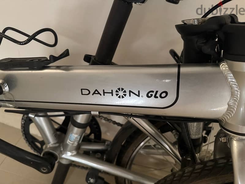 Dahon glo Mariner D8 - Folding Bike 3