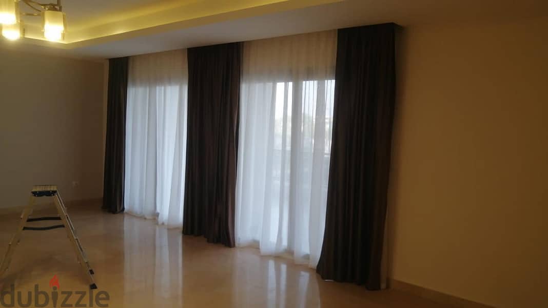 For Rent Apartment 195 M2 First Floor in Compound CFC 1