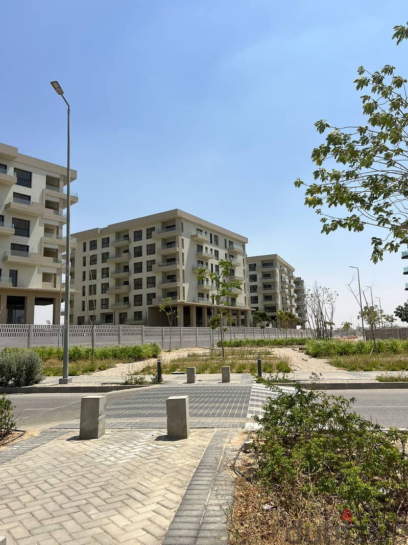 Amazing Duplex Garden with lowest down payment in ALBUROUJ Compound, Alshorouk City For Sale 1
