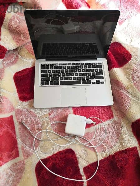 Macbook pro (13-inch, Mid 2012) with charger 4