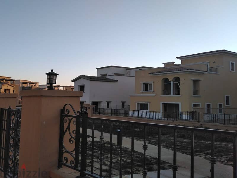 Standalone Villa for rent fully finished at prime location in MIvida 4