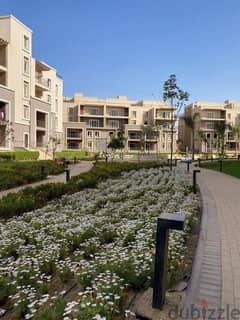 With a down payment of 2 million 600 thousand, receive your apartment immediately from Sodic, finished with air conditioners, in the heart of October