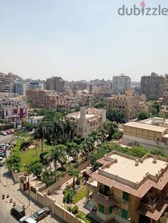 للبيع شقه متميزه بمصر الجديده على شارع بغداد الرئيسي 0