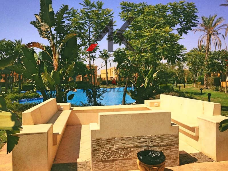 فيلا مفروشة مميزة  بحمام سباحة للبيع في جاردينيا سبرنجز - القاهرة الجديدة 8