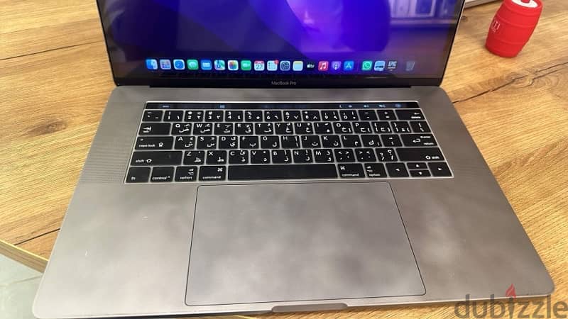 MacBook Pro touch  bar 7
