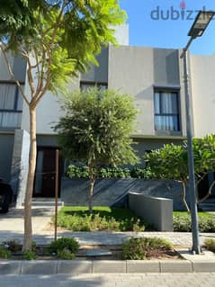 The best townhouse in Al Burouj Compound in Shorouk City, Cairo for sale in installments over 7 years