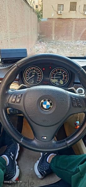 BMW 320 2009 8