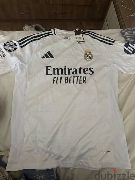 Real Madrid 23/24 authentic home kit 0