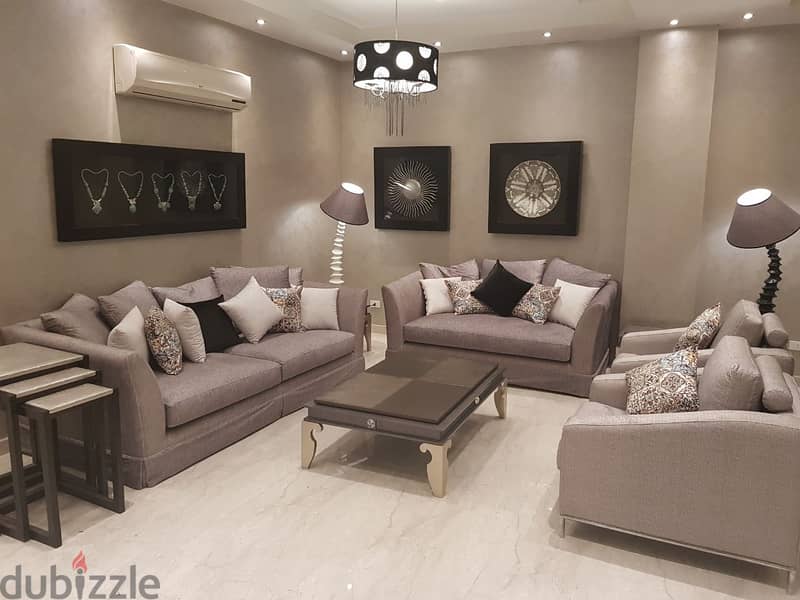 For sale, an apartment of 285 square meters + a private garden of 100 square meters in the Nakheel Compound, First Settlement, ultra-luxurious 0
