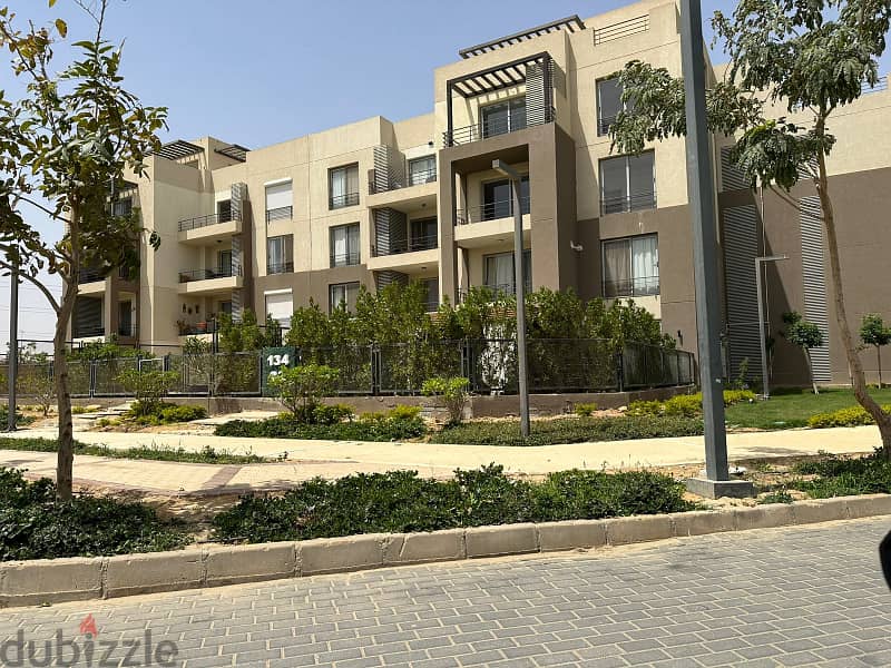 Apartment for sale with kitchen and air conditioners Palm Parks 4
