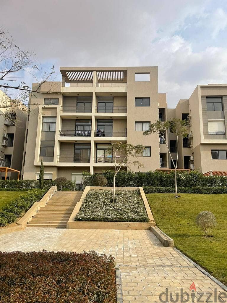 شقة 3 غرف متشطبة بالكامل للبيع فى كمبوند المراسم القاهرة الجديدة اقساط على 5 سنوات 2