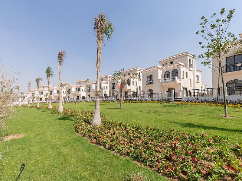 Villa for sale in Nour City (twin house) in installments for 10 years, 327 m 2