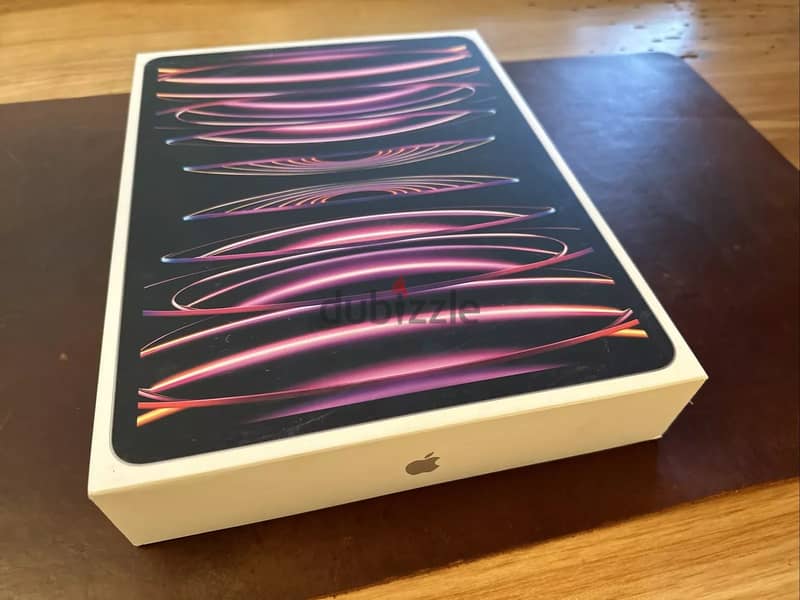 New Apple iPad Pro 12.9 6th Gen - 1TB - m2 - 5G Cellular UNLOCKED - S 0