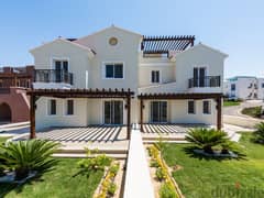 Own a fully finished villa in the North Coast with only 5% down payment overlooking the sea in Mountain View | plage | 0