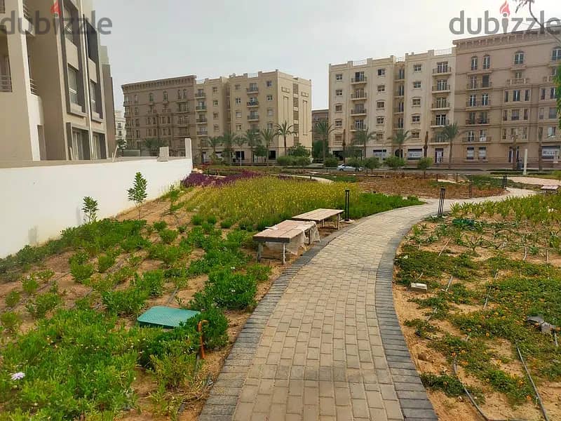 for sale apartment prime location greens phase with installment in hyde park 12