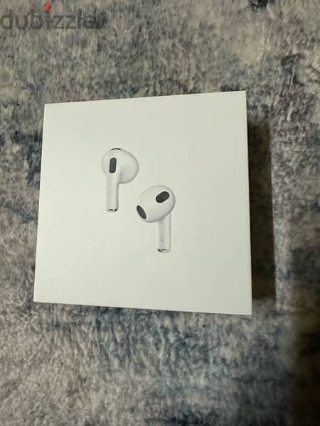 AirPods 3 with Magsafe charger 2