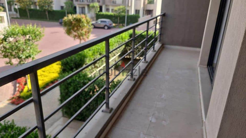 Apartment for sale near Cairo International Airport in Al Marasem Compound ALMARASEM FIFTH SQUARE 1