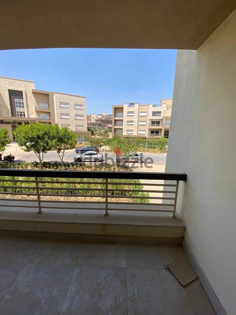 Apartment for rent at New Giza Amberville شقة للإيجار في نيو جيزة 3غرف 0