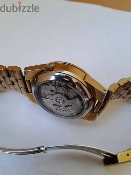 ساعة سايكو يباني ظهر سيكيليتون شفاف بحالة الجديد لون ذهبي السعر نهائي 4