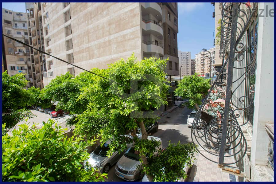 Apartment for sale 300 m Kafr Abdo (branched from Ismailia Street) 1