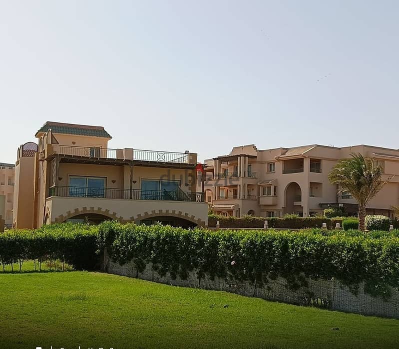 I own a chalet with immediate receipt, immediate finishing, for housing directly in front of the sea in Ain Sokhna, the lowest monthly installments an 7