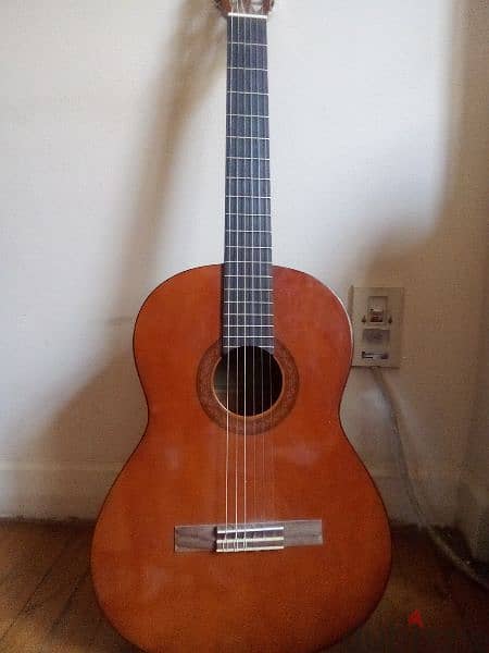 YAMAHA C40 acoustic, classical guitar. almost new 3