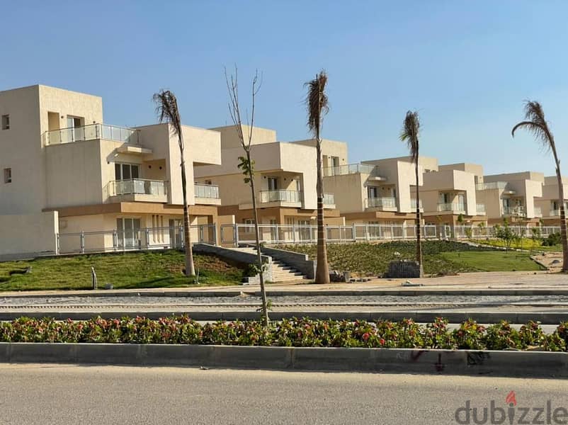 شقة متشطبة استلام فوري للبيع في كمبوند المقصد El-Maqsed 12