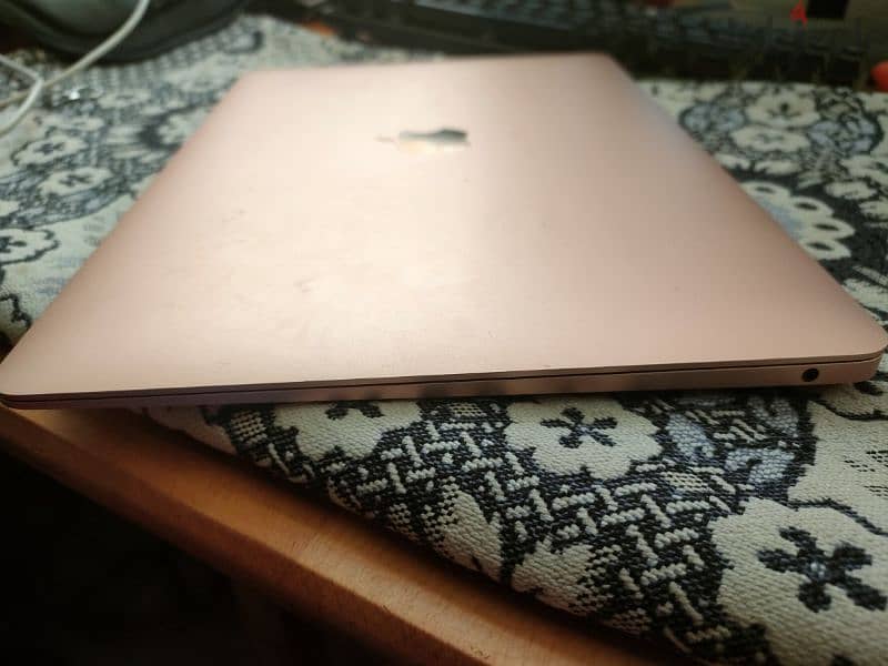 apple MacBook air 2020 1