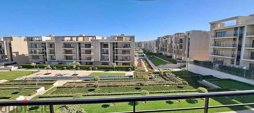 Apartment for sale, finished, with air conditioners, at less than the market price in Fifth Square Al Marasem Compound 2