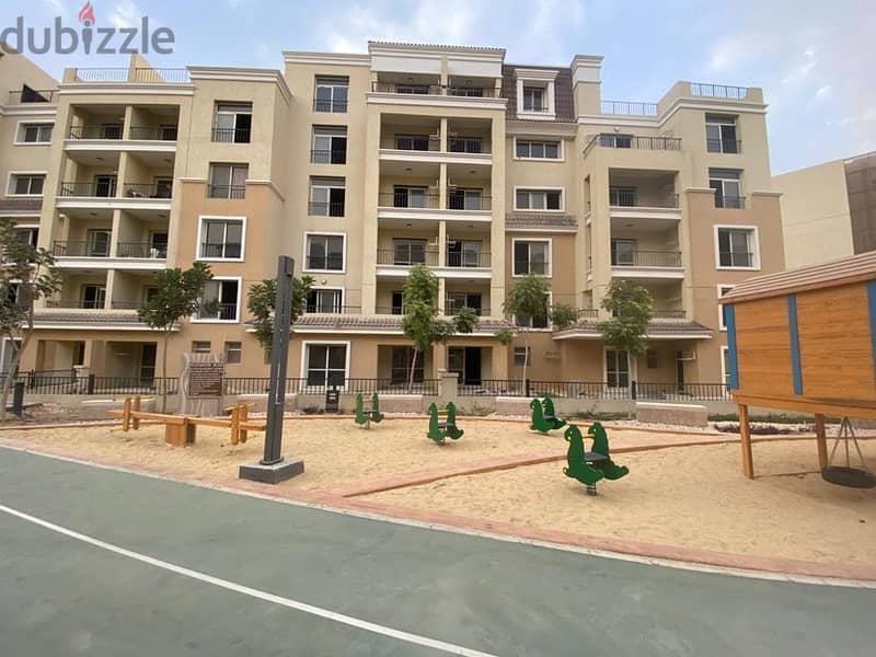 A luxury apartment for sale at a 42% discount, with the best division and a distinctive view, inside Sarai Compound, minutes away from the Fi 13