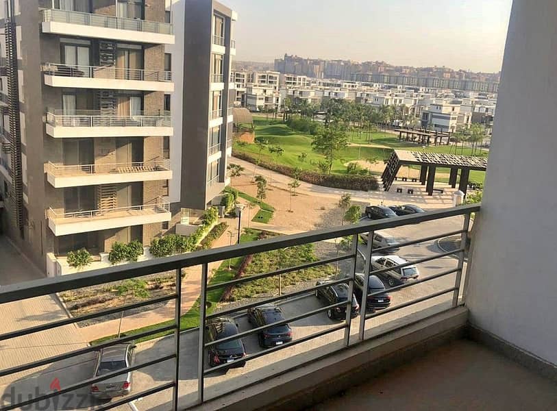 In Taj City Compound, I own an apartment for sale with a distinctive division and a 42% cash discount, directly in front of Cairo Airport and minutes 2