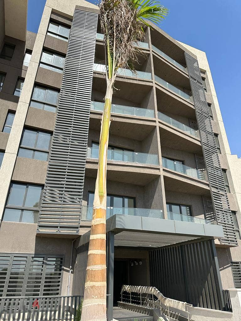 Own a 65 sqm studio for sale in the Privado compound, immediate delivery. Old reservation at the best total contract over the longest repayment period 1